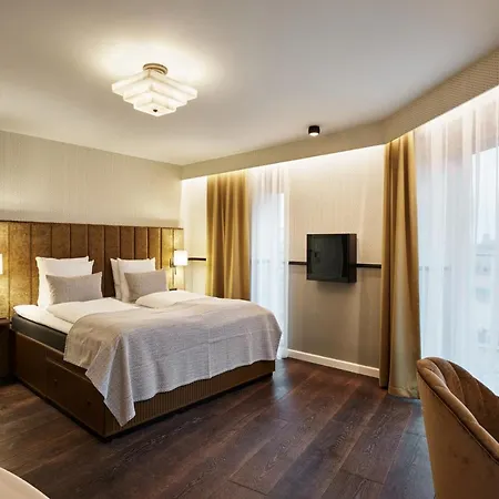 Wide Hotel 4*