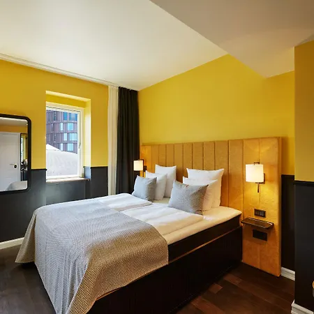 Wide Hotel
