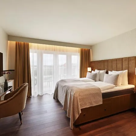Hotel Wide 4*