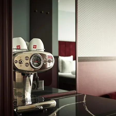 Hotel Wide