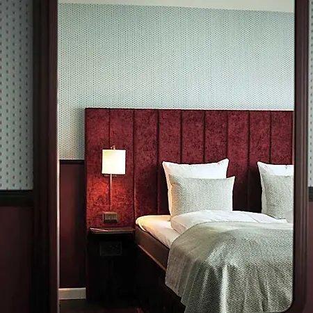Hotel Wide 4*