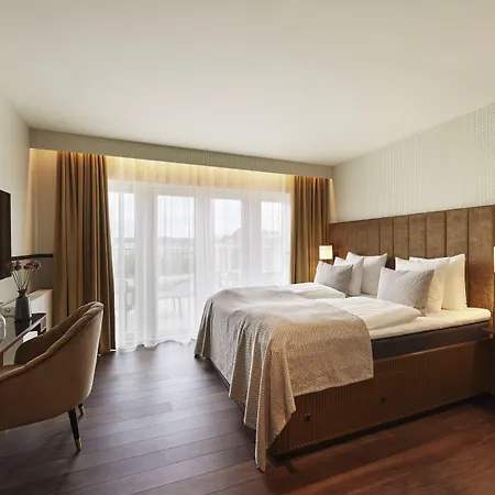 Hotel Wide