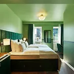 Wide Hotel 4*